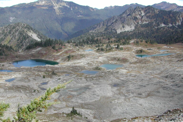 High Divide Loop and Seven Lakes Basin: A Hiking Guide